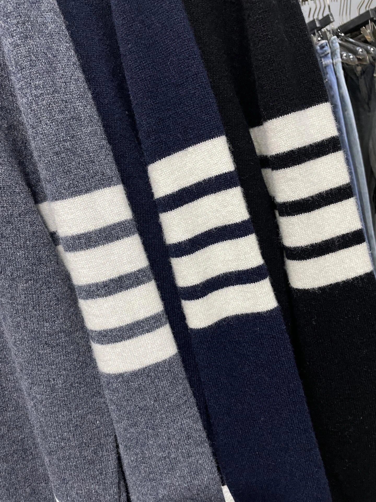 wg.luxury-- 2row95 wool cashmere 3colour item: E-F000J1331-3